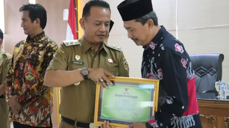 Pemkab Madiun Lepas Purna Tugas Tujuh Kepala Perangkat Daerah
