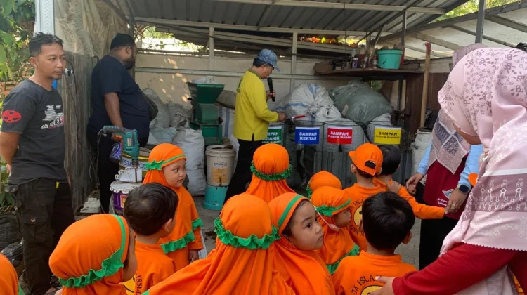 Kelompok Bermain Al Irsyad Kota Madiun Outdoor Learning di KP2L Pari Mandiri