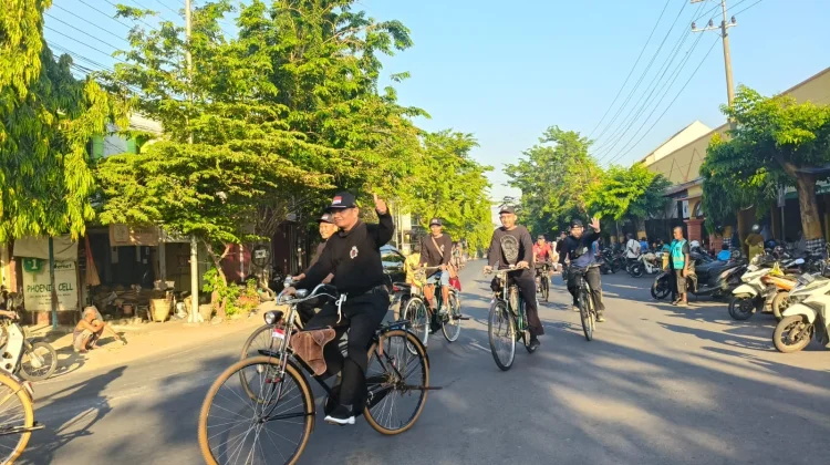 SEMARAK! Ngonthel Bareng RRI (Harmoni dalam Aksi) Hadirkan Ratusan Peserta