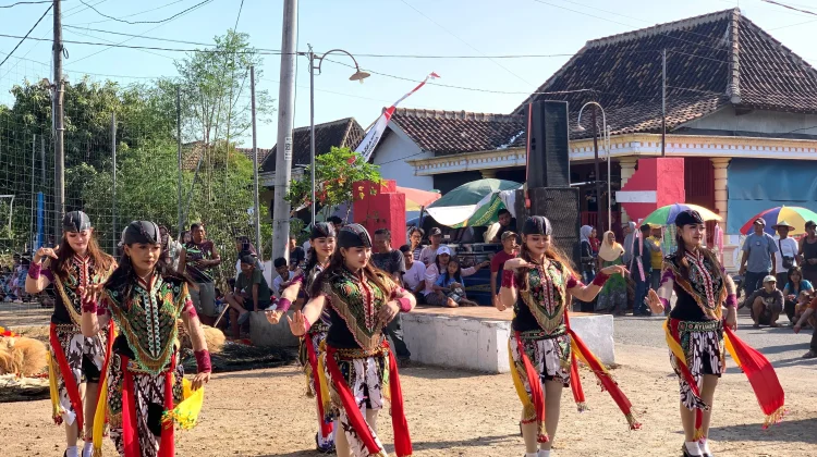 Momen HUT ke-81 Kemerdekaan RI, Bupati Madiun Hadiri Pagelaran Reog di Sedoro