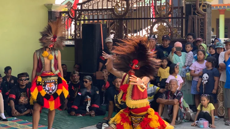 Momen HUT ke-81 Kemerdekaan RI, Bupati Madiun Hadiri Pagelaran Reog di Sedoro