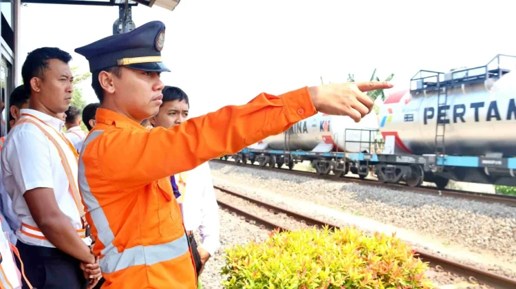 TERBAIK!! Daop 7 Madiun Terus Perkuat Keselamatan Perlintasan Sebidang