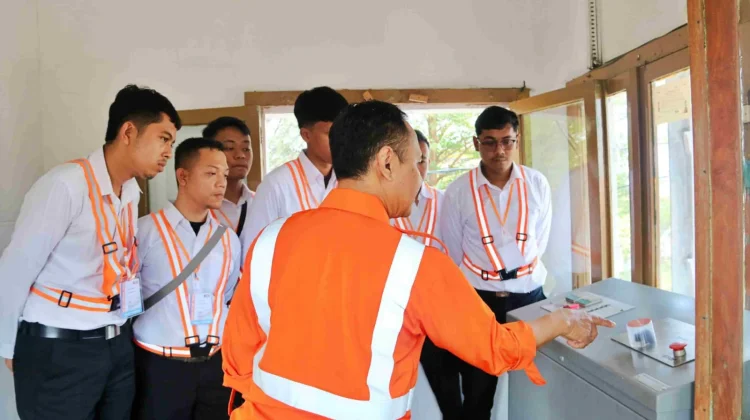 TERBAIK!! Daop 7 Madiun Terus Perkuat Keselamatan Perlintasan Sebidang