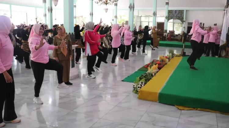 KEREN!! Puluhan Peserta Ikuti Lomba Senam Jurus Kampung Pesilat Tahun 2026