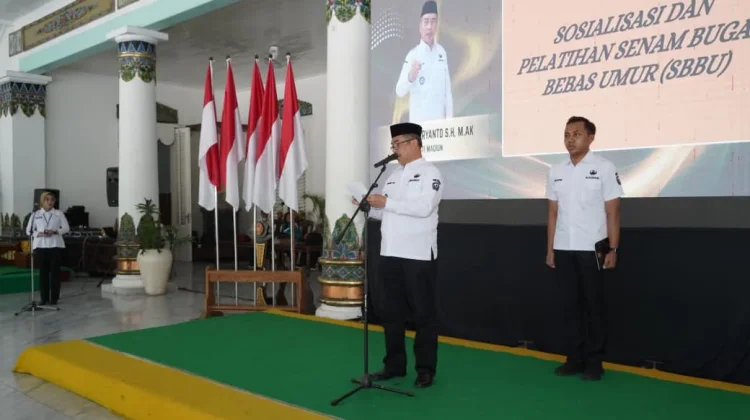 Usia Senja, Pemkab Madiun Gelar Sosialisasi Senam Bugar Sepanjang Usia (SBSU)