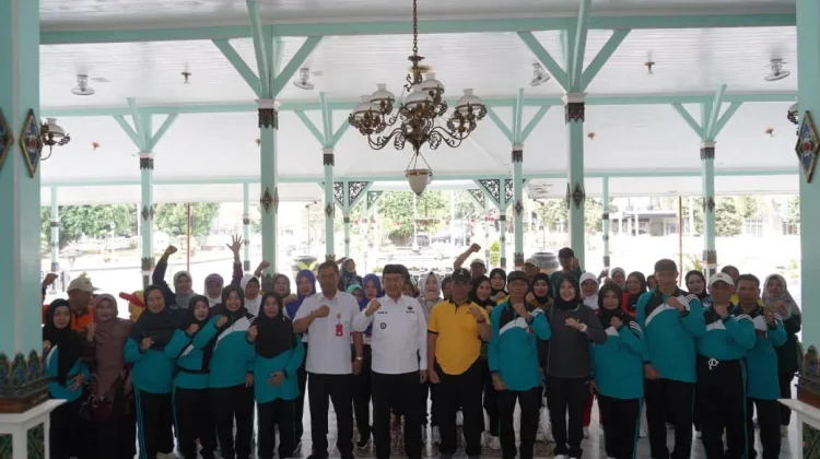 Usia Senja, Pemkab Madiun Gelar Sosialisasi Senam Bugar Sepanjang Usia (SBSU)
