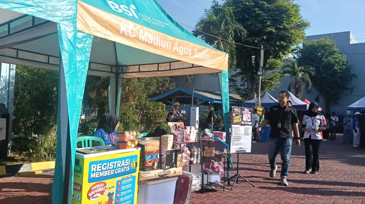 Tambah Jangkauan Pasar, DWP LPP RRI Madiun Ikuti Bazar UMKM Rangkaian RRI FEST