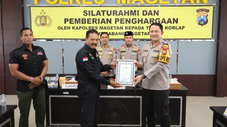 13 Korlap PSHT Magetan Terima Penghargaan dari Kapolres