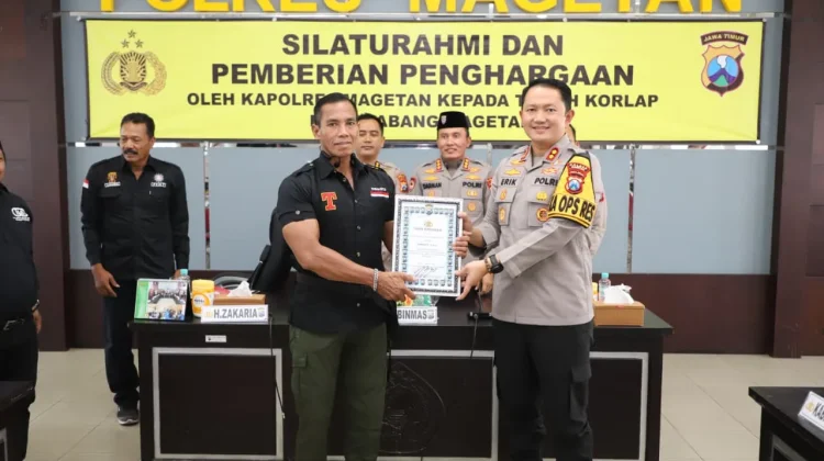 13 Korlap PSHT Magetan Terima Penghargaan dari Kapolres