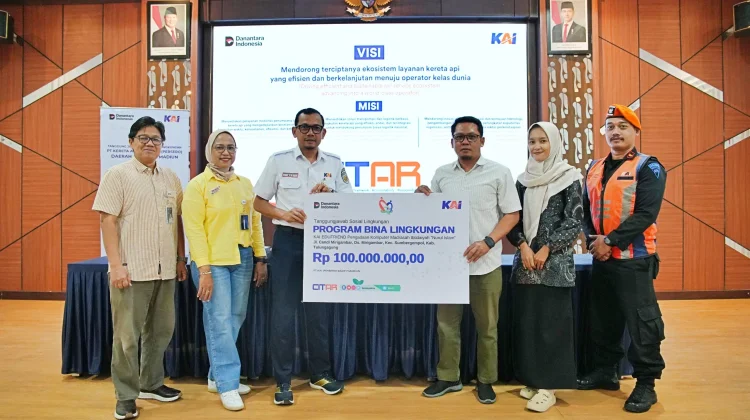 SIP! Bantuan TJSL Senilai Ratusan Juta Rupiah Disalurkan PT KAI Daop 7 Madiun