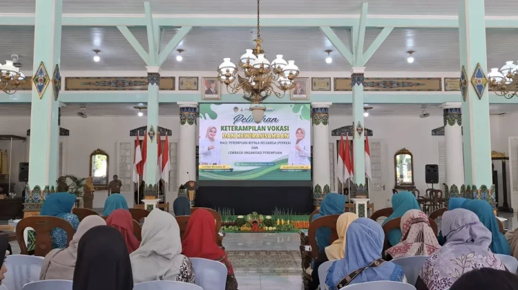 Pembukaan Pelatihan Vokasi dan Kewirausahaan bagi PEKKA oleh Pemkab Madiun