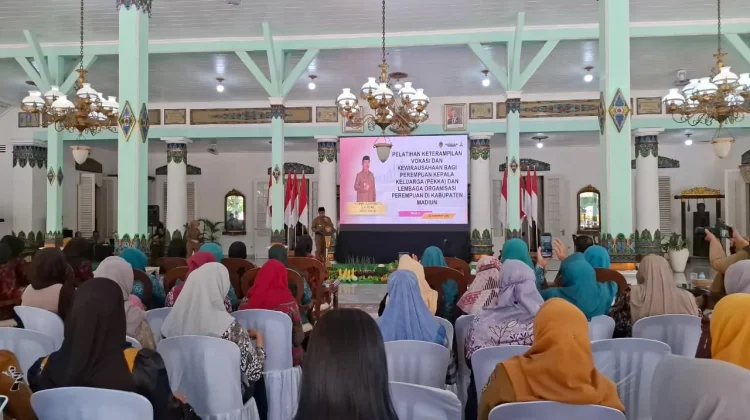 Pembukaan Pelatihan Vokasi dan Kewirausahaan bagi PEKKA oleh Pemkab Madiun