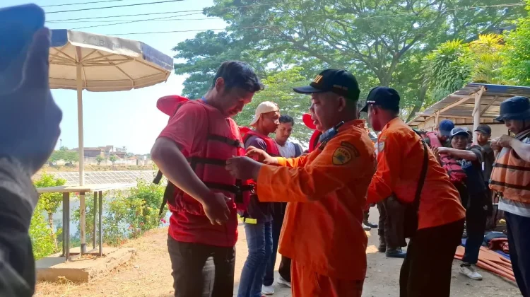 Mantapkan Keterampilan Relawan, BPBD Kota Madiun Gelar Pelatihan Water Rescue