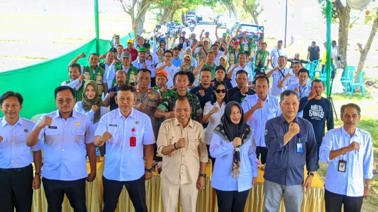 Perkuat Lumbung Pangan, Pemkab Madiun Laksanakan Gerakan Tanam Serempak