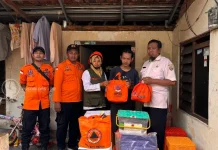 Dua Rumah Roboh dalam Sehari, BPBD Kota Madiun Salurkan Bantuan