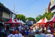 Serunya Nobar Piala Dunia 2026 Dengan Layar Besar di Pasar Baru Magetan