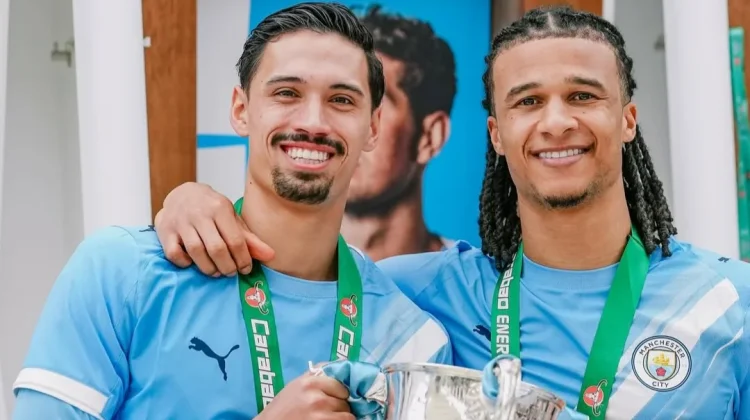 City Raih Gelar Carabao Cup usai Kalahkan Arsenal