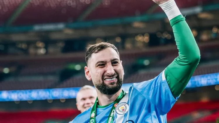 Dua Pemain Baru, Rasakan Gelar Perdana Bersama City
