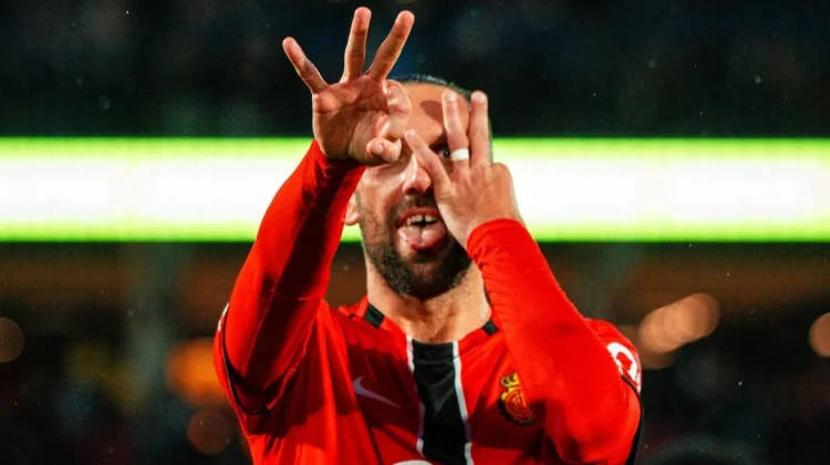 Jadi Pahlawan, Pemain Real Mallorca Menangis