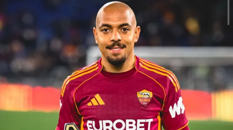 Kalahkan Pisa, Malen Cetak Tiga Gol