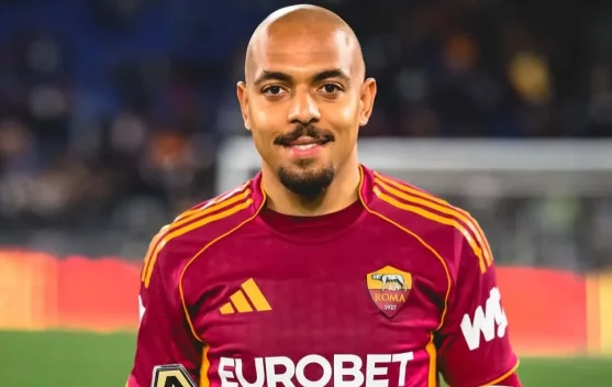 Kalahkan Pisa, Malen Cetak Tiga Gol