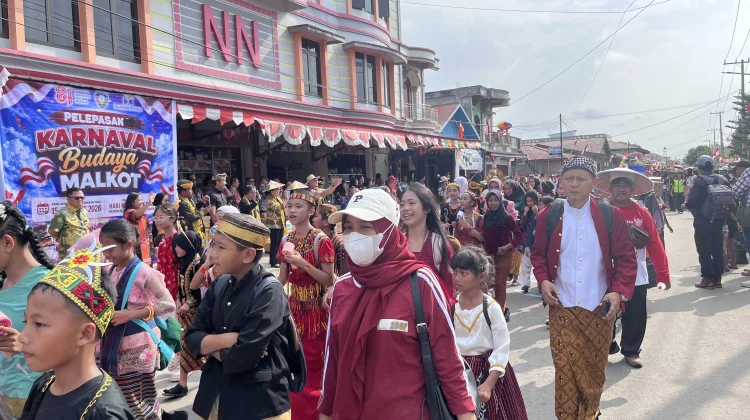 Karnaval Budaya Warnai Semarak HUT ke-81 RI di Malinau Kota