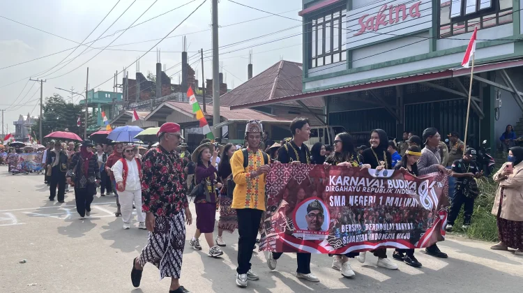 Karnaval Budaya Warnai Semarak HUT ke-81 RI di Malinau Kota