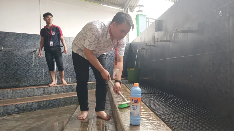 Alfamidi Rampungkan Gerakan Masjid Bersih di Sulut dan Gorontalo