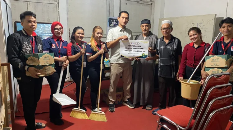 Alfamidi Rampungkan Gerakan Masjid Bersih di Sulut dan Gorontalo
