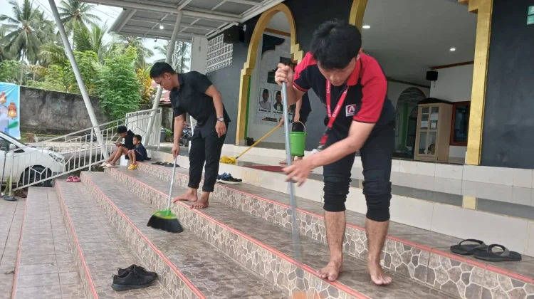 Alfamidi Rampungkan Gerakan Masjid Bersih di Sulut dan Gorontalo