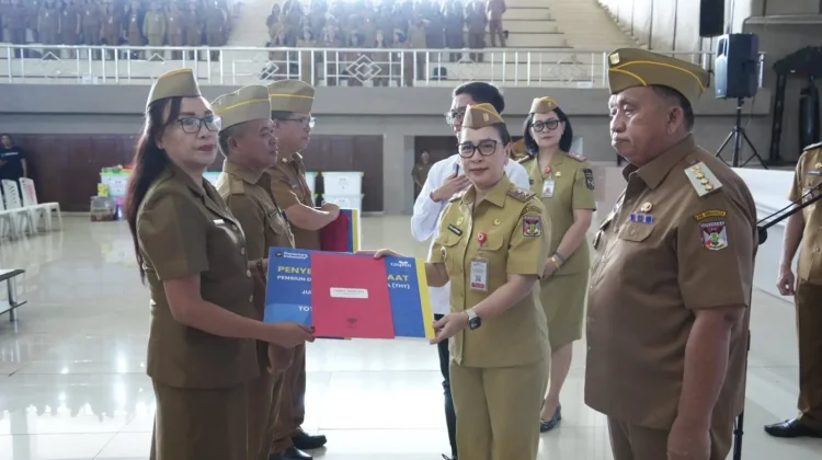 Bupati Minahasa Pimpin Apel Kerja Tegaskan Komitmen Pelayanan Publik