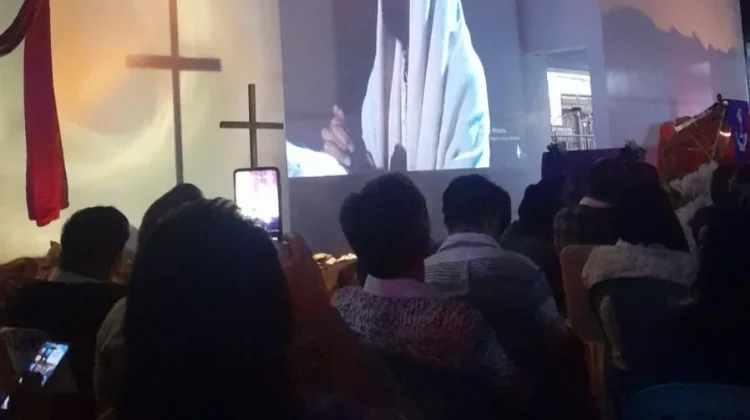 Moment Ibadah Pemaknaan di GMIM Paulus TWM Manado