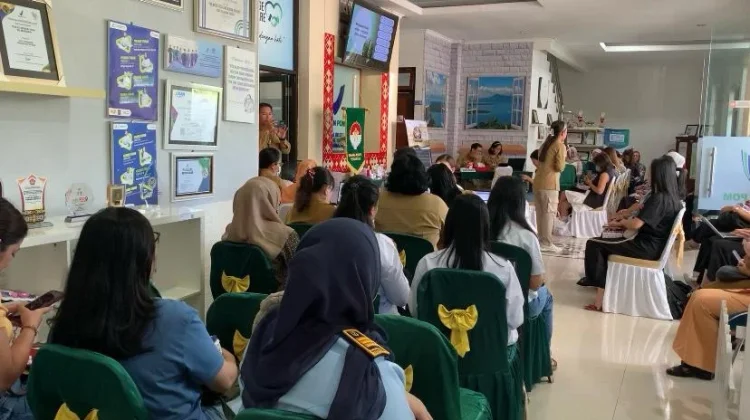 Antusiasme Perempuan di Manado Ikuti Vaksinasi HPV BBPOM
