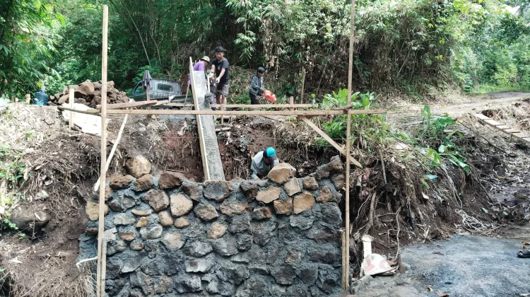 Jembatan Sungai Abuang di Wioi Dua Capai 45,35 Persen