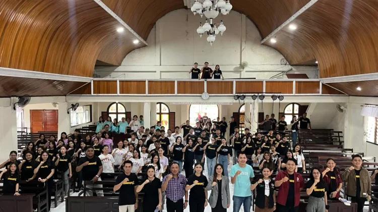 Juara 3 Pawai Alegori Paskah, Pemuda GMIM Petra Poopoh Tampil Kreatif