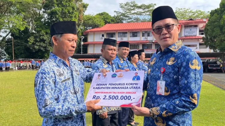 Dewan Pengurus Korpri Minut Serahkan Tali Kasih bagi ASN yang Purnabakti