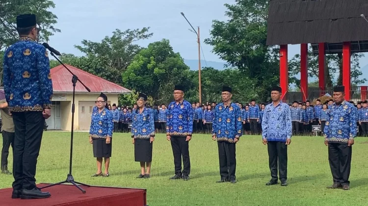 Dewan Pengurus Korpri Minut Serahkan Tali Kasih bagi ASN yang Purnabakti