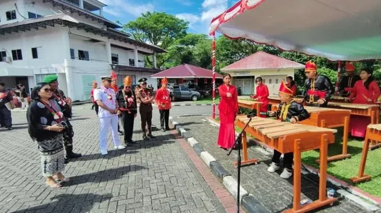 Angkat Kearifan Lokal, Dinas Pendidikan Minut Kawal Upacara Hardiknas 2026