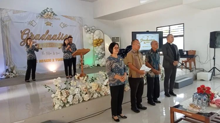 Moment Ibadah Kelulusan SMK 2 Tondano