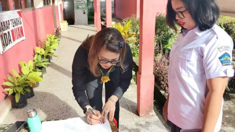 Legislator Ifonda Nusah Kawal Asesmen Sumatif Akhir Jenjang SD N Treman