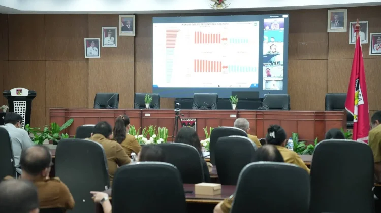 Moment Zoom Meeting Rakor Pengendalian Inflasi Pemkab Minahasa