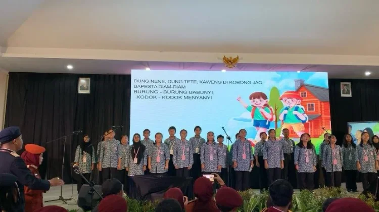 Mensos Saifullah Yusuf Hadiri Open House Sekolah Rakyat di Manado