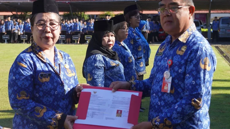 Dewan Pengurus Korpri Minut Salurkan Tali Kasih Bagi ASN yang Purna Tugas