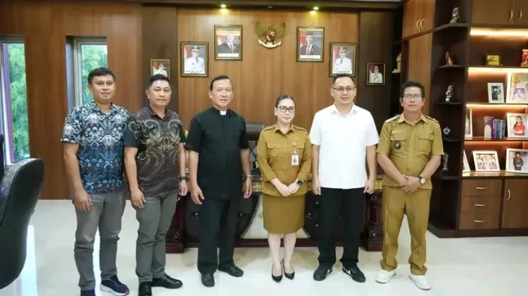 Audiensi Panitia Festival Anak Sinode GMIM ke Pemkab Minahasa