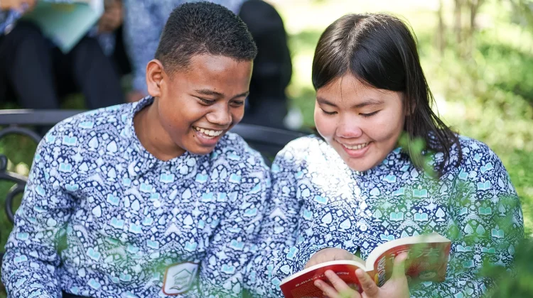 Kelas Literasi, Membuka Jendela Pengetahuan