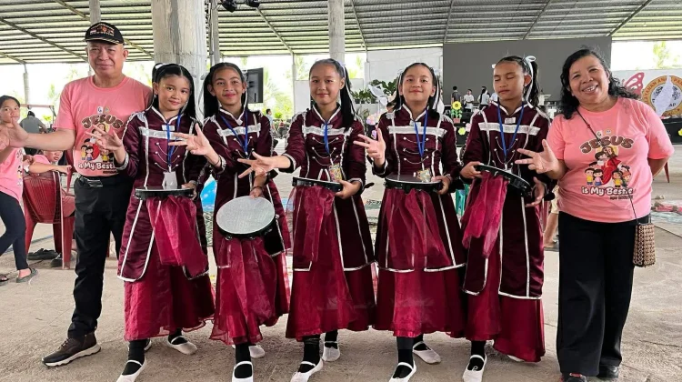 Tambourine dan Banners Kids GPdI Klabat Siap Tampil di Pesta Anak Nasional Jakarta