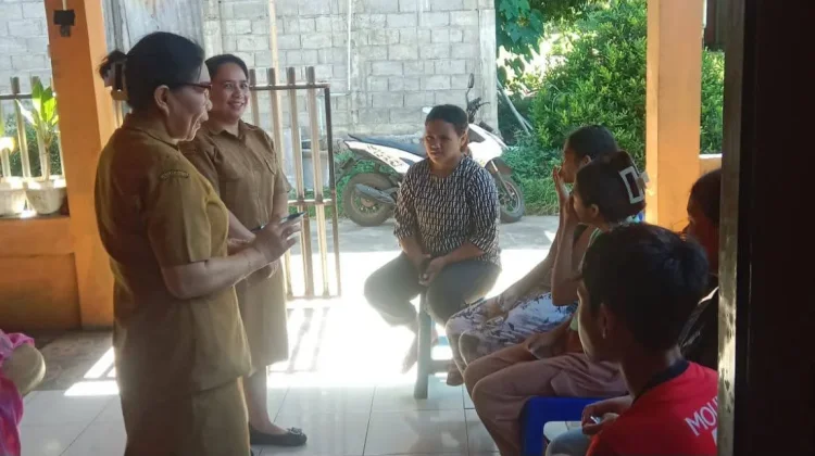 Berita Foto - Puskesmas Airmadidi Gelar Posyandu Remaja di Sarongsong ...