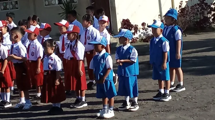 Pelaksanaan MPLS Ramah di TK GMIM Eunike Klabat