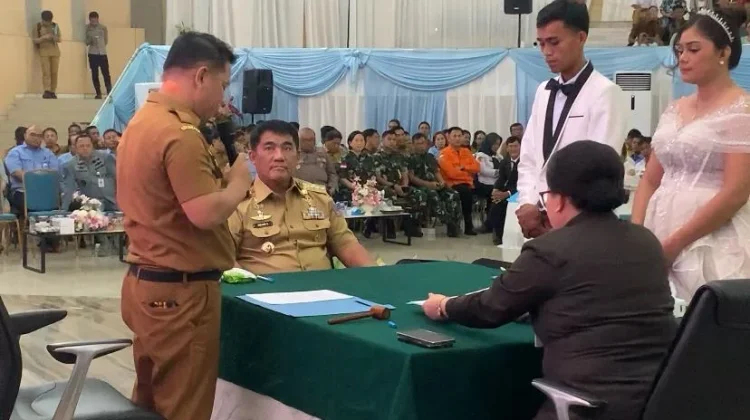 Momen Bahagia 130 Pasangan Ikut Kawin Massal, Gubernur Sulut Jadi Saksi