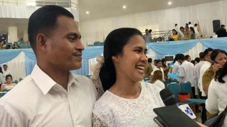 Momen Bahagia 130 Pasangan Ikut Kawin Massal, Gubernur Sulut Jadi Saksi